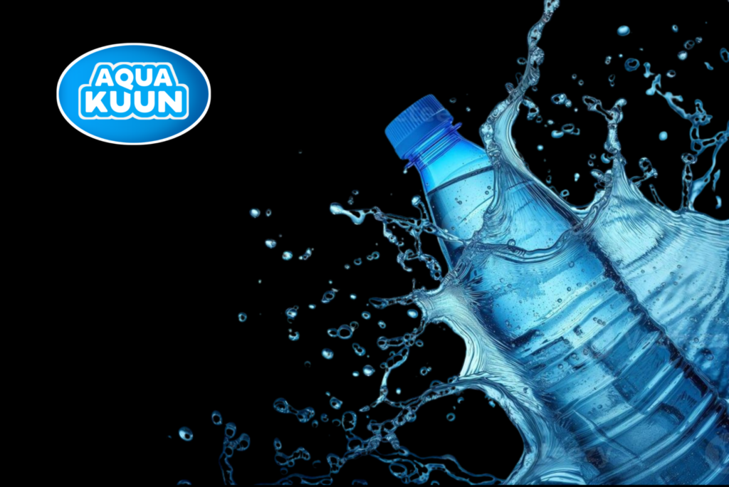 Aquakuun premium table water bottle with a fresh water splash